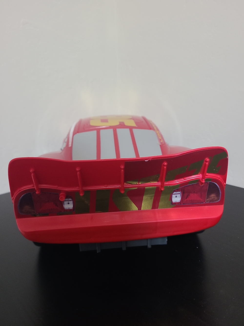 Disney Pixar Cars Jumbo Lightning McQueen 20" Diecast Plastic See Pics For Cond - Picture 6 of 10